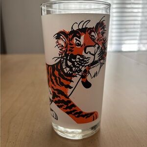 Vintage 1960’s Exxon Esso Put A Tiger In Your Tank Drinking Glass. Very Good